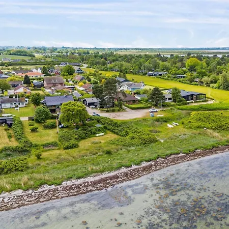 Varma - 25m From The Sea By Interhome