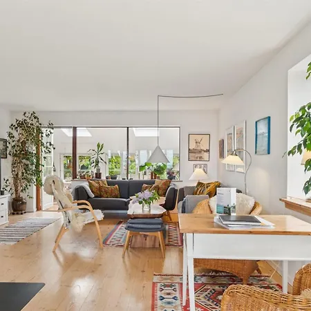 度假居 Varma - 25m From The Sea By Interhome *