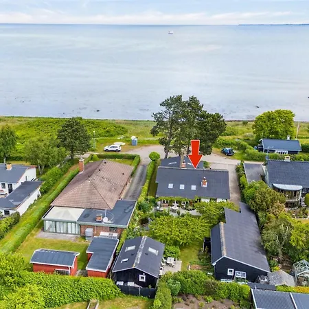 Varma - 25m From The Sea By Interhome Føllenslev